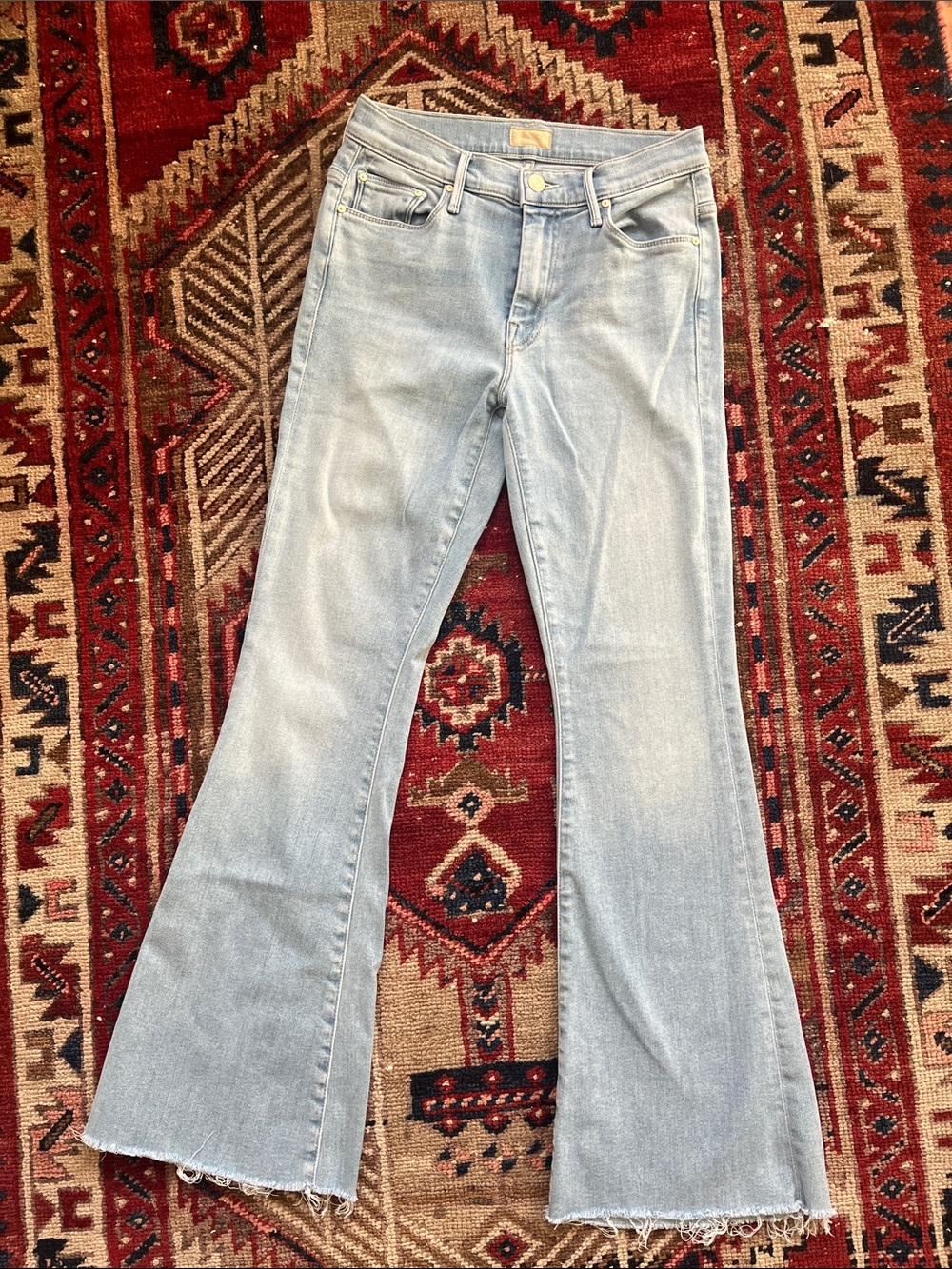 MOTHER The Weekender Fray Flare Jeans - swimming pool Sunday
